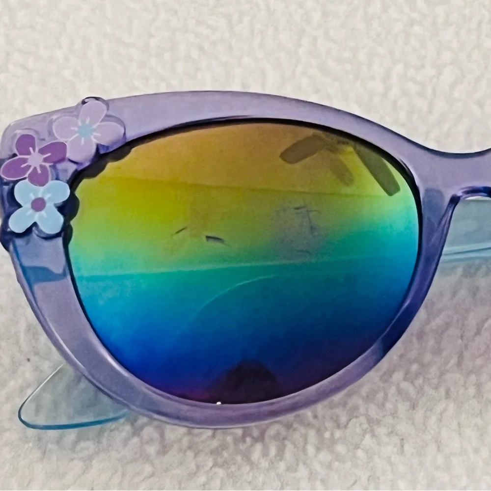 ⭐️4/$10 Gymboree Spring Bloom Purple Hydrangea Sunglasses.